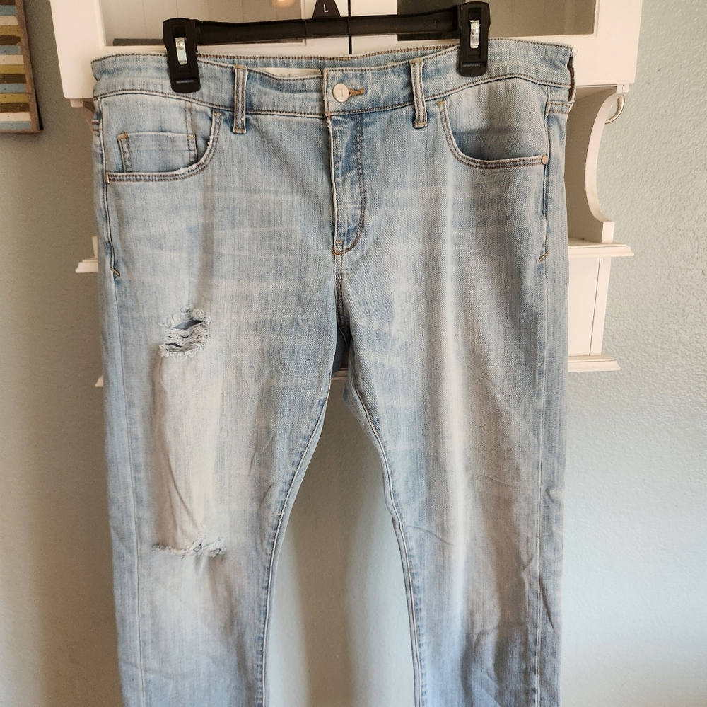 Pilcro light wash skinny jeans